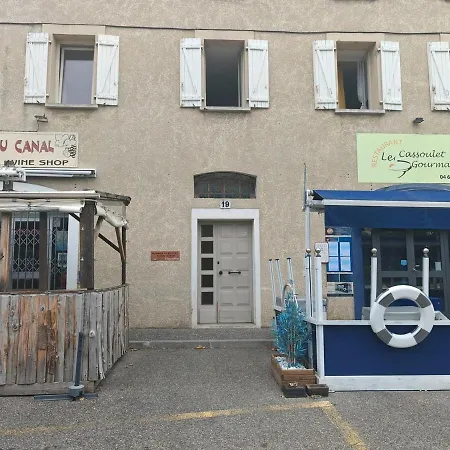 Le Refuge Du Canal Local A Velo Face Canal Du Midi * Castelnaudary
